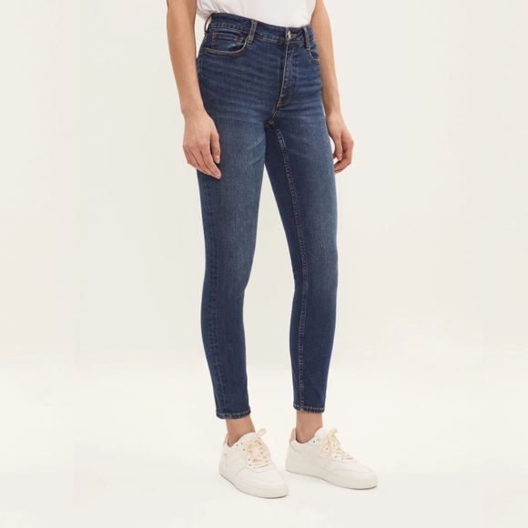 Frank & Oak Debbie Skinny Jeans - Picture 6 of 8